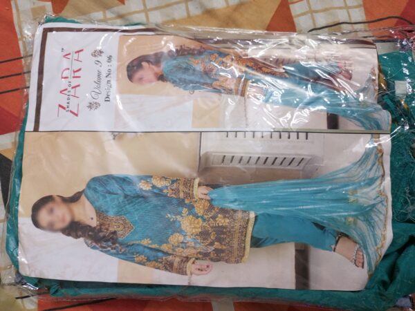 Zara 3 pics soot...5