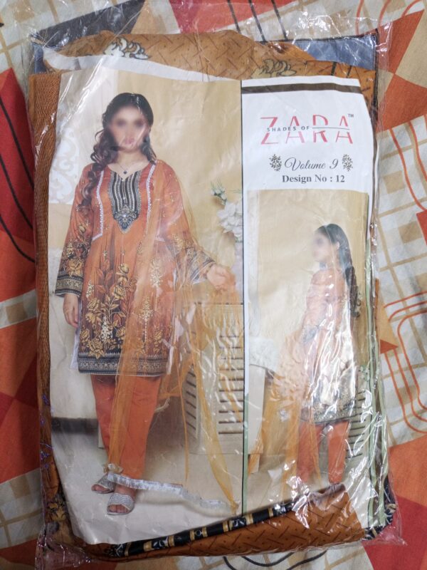 Zara 3 pics soot...4