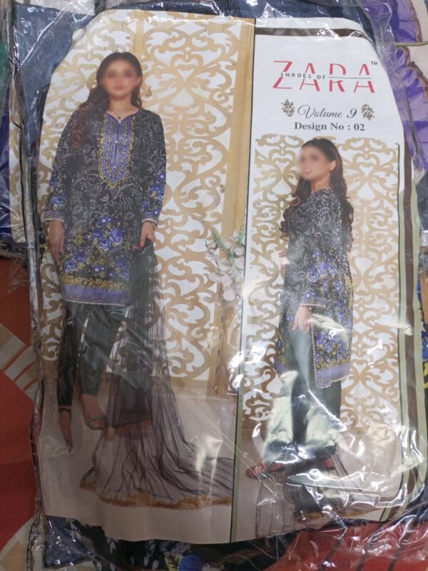 Zara 3 pics soot.. 1